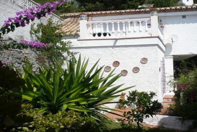 Villa zum verkauf in Almuñécar