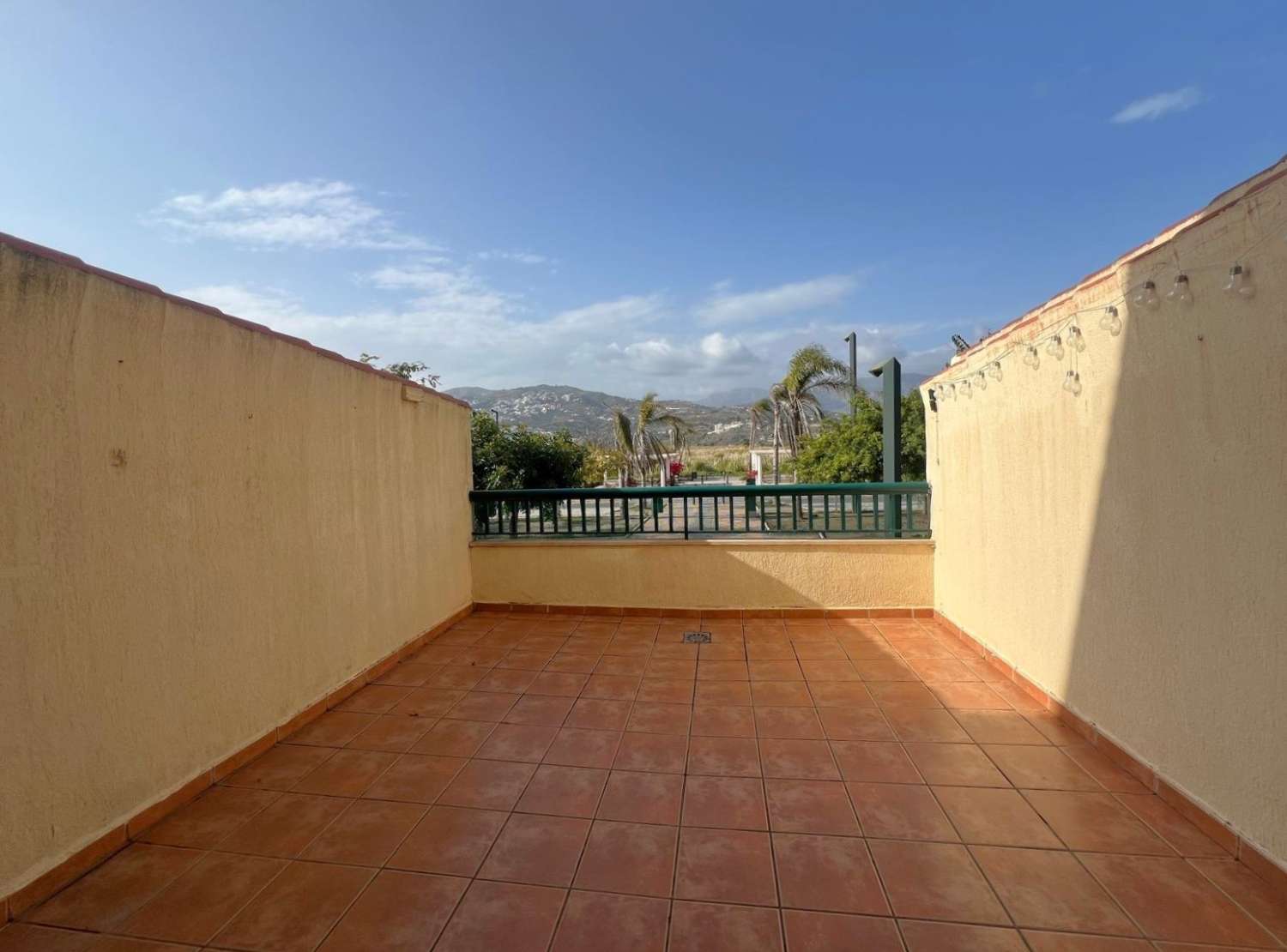 Bonita casa adosada en venta en la Playa de Salobreña