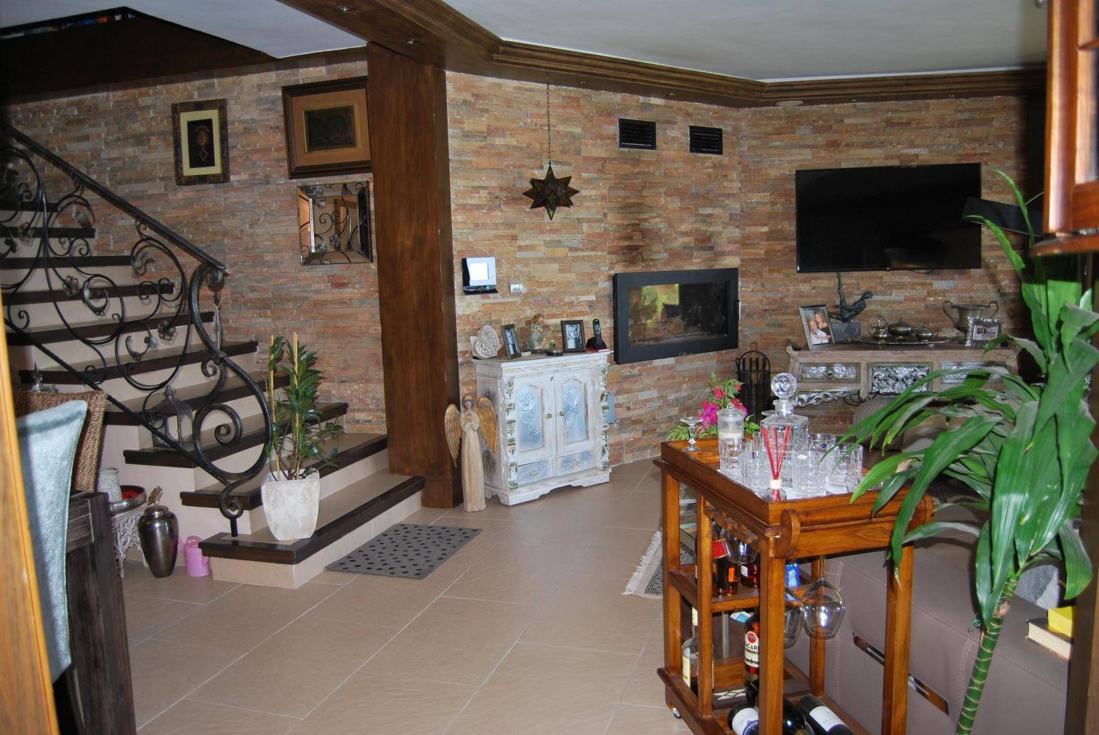 Preciosa villa en venta en Monte de los Almendros, Salobreña