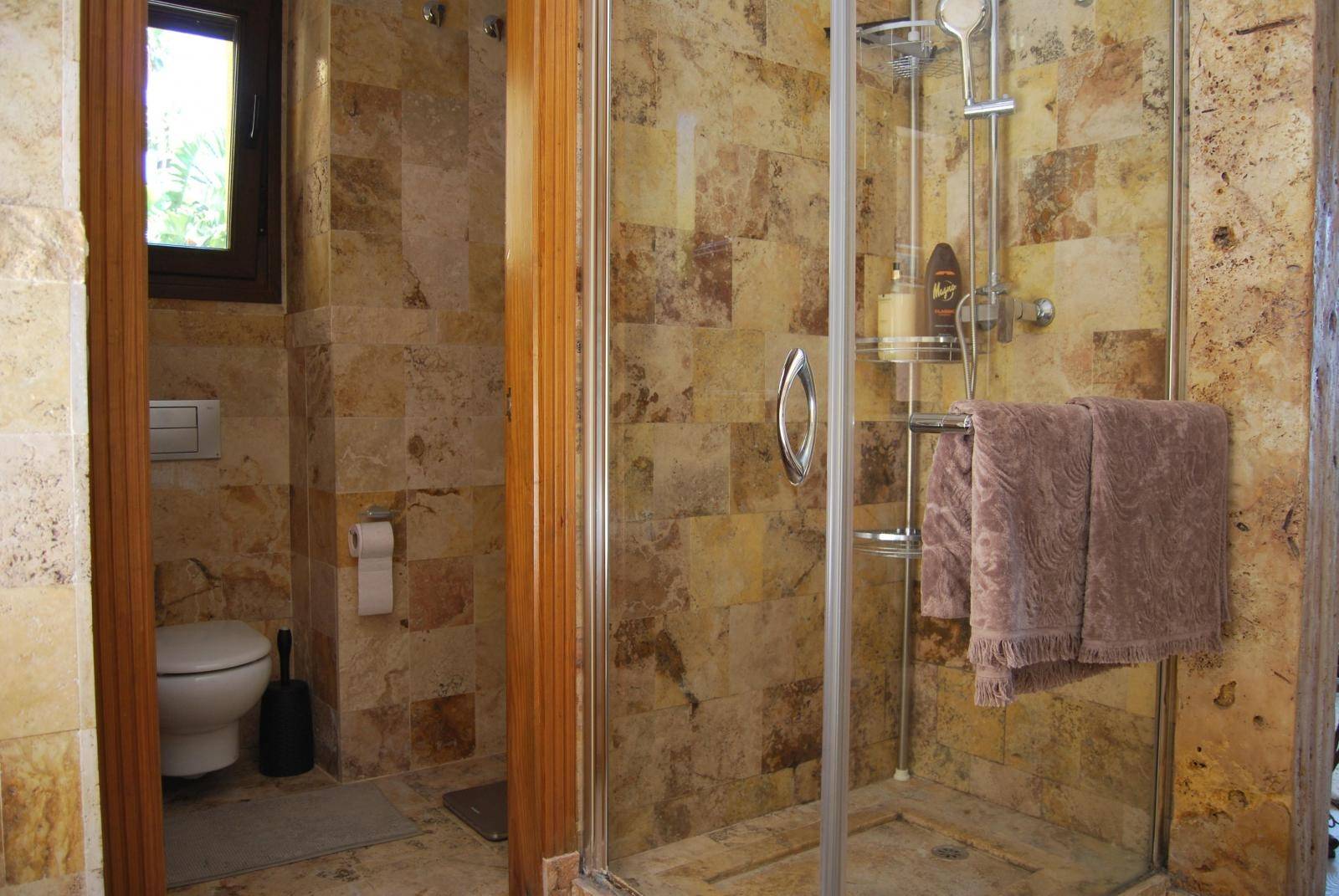 Preciosa villa en venta en Monte de los Almendros, Salobreña