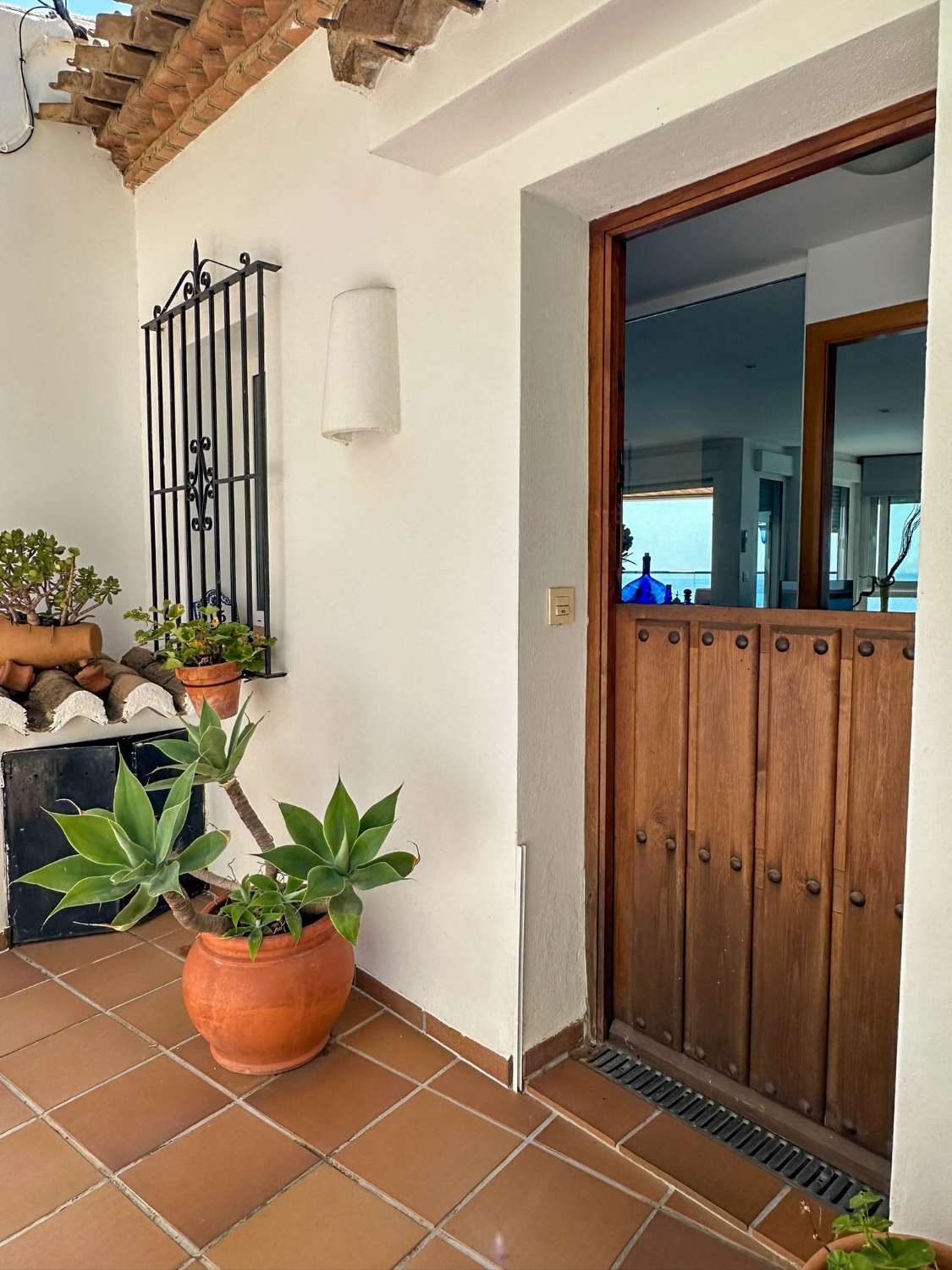 Villa for sale on the seafront in Salobrena