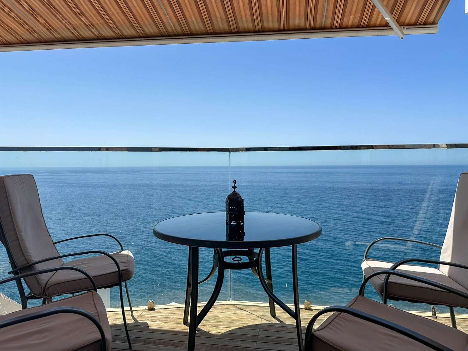 Villa for sale on the seafront in Salobrena