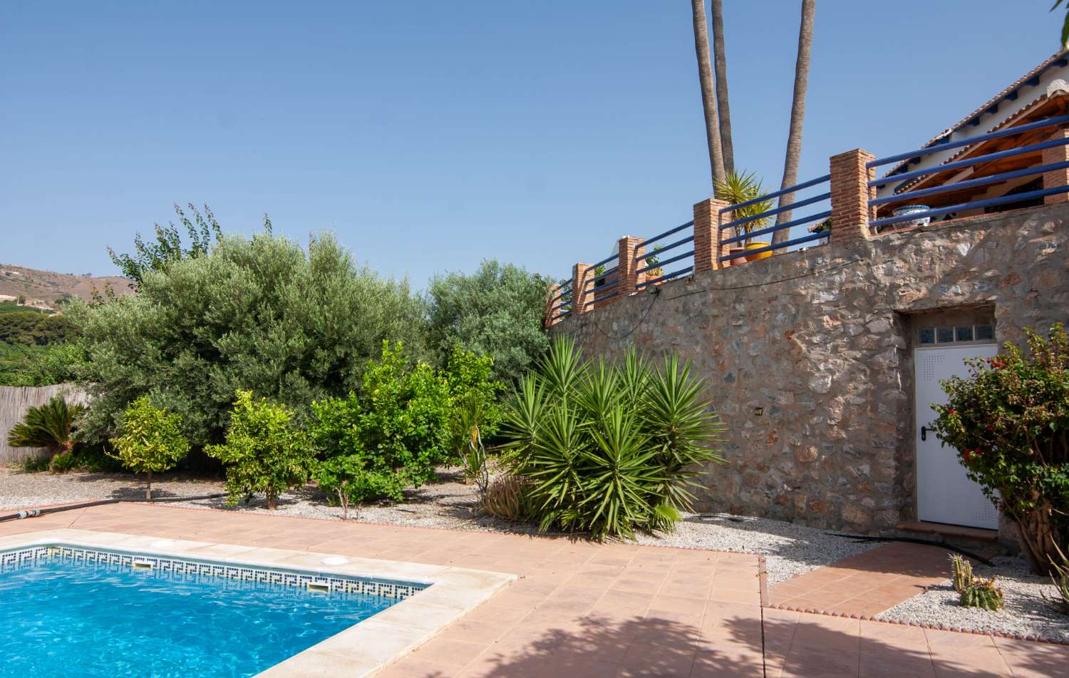 Villa uthyres i Salobreña