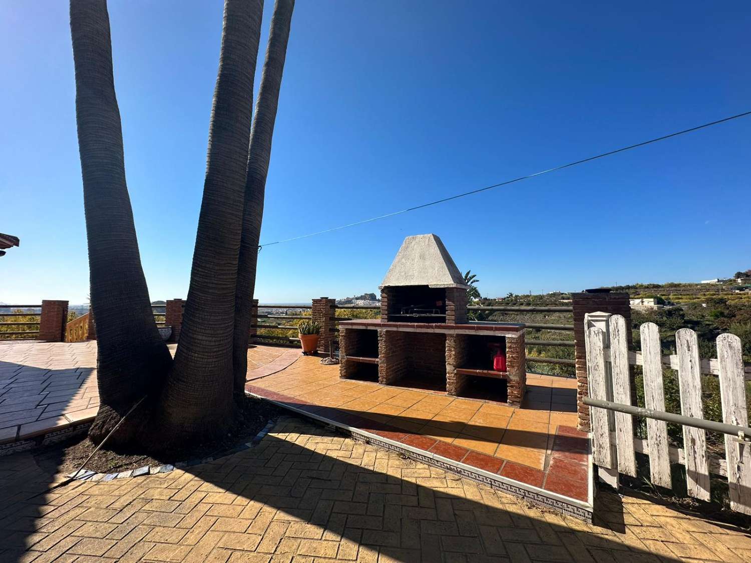 Hermoso cortijo con piscina privada y vista al mar en area tranquila de Salobreña, en alquiler