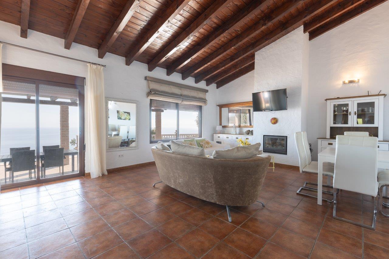 Preciosa villa en venta en Almuñécar