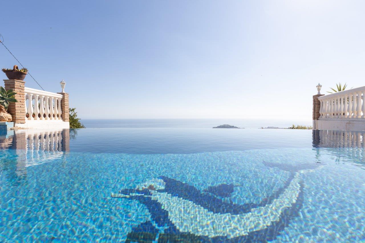 Preciosa villa en venta en Almuñécar