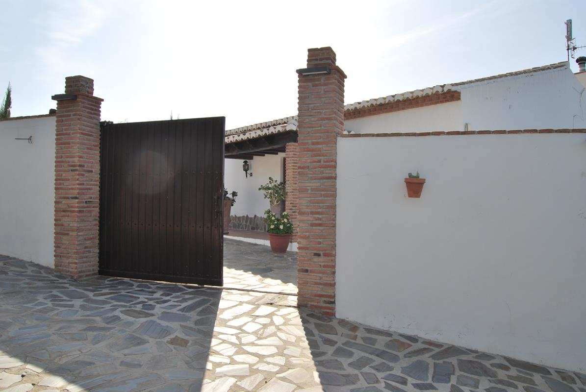 Villa in vendita a Almuñécar