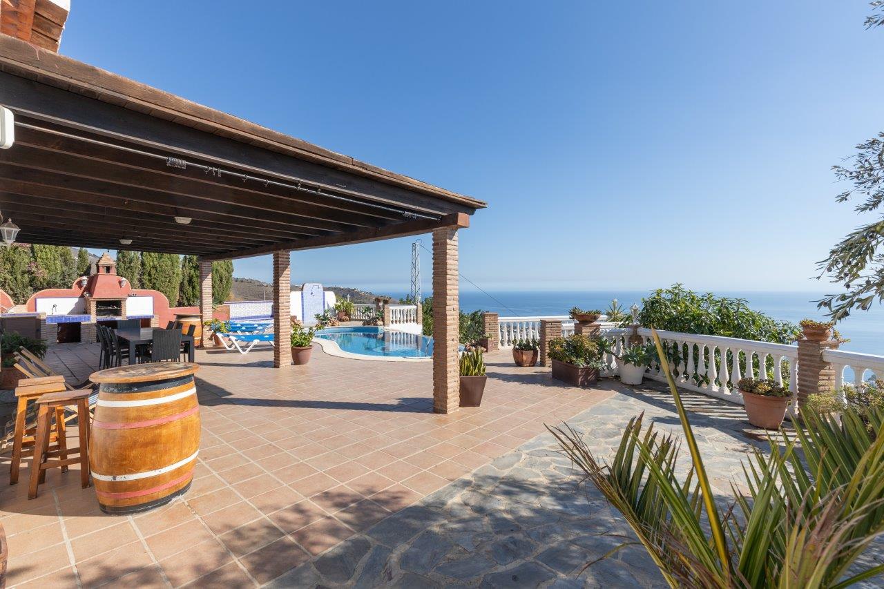 Preciosa villa en venta en Almuñécar