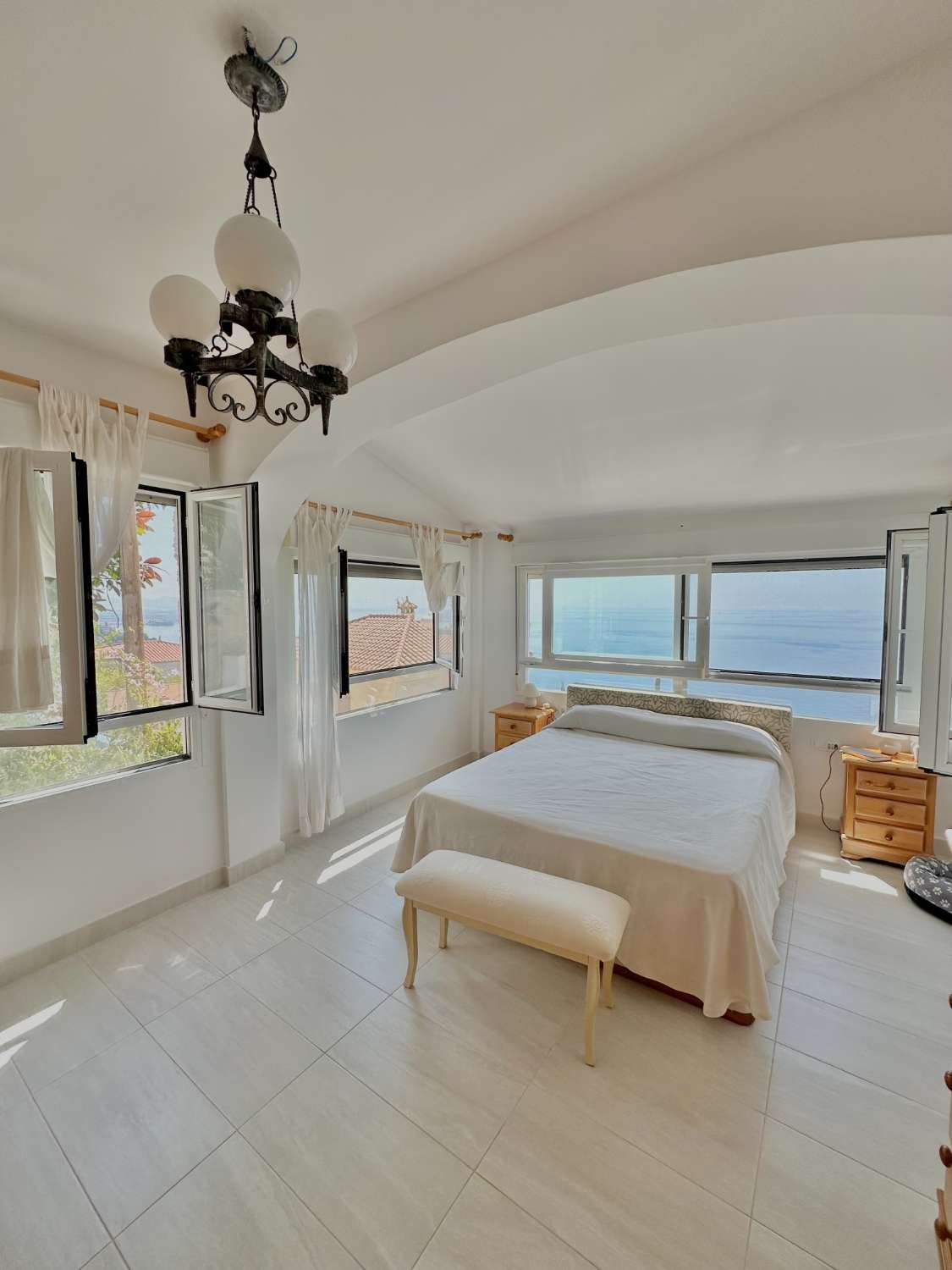 Mooi huis met zwembad te huur