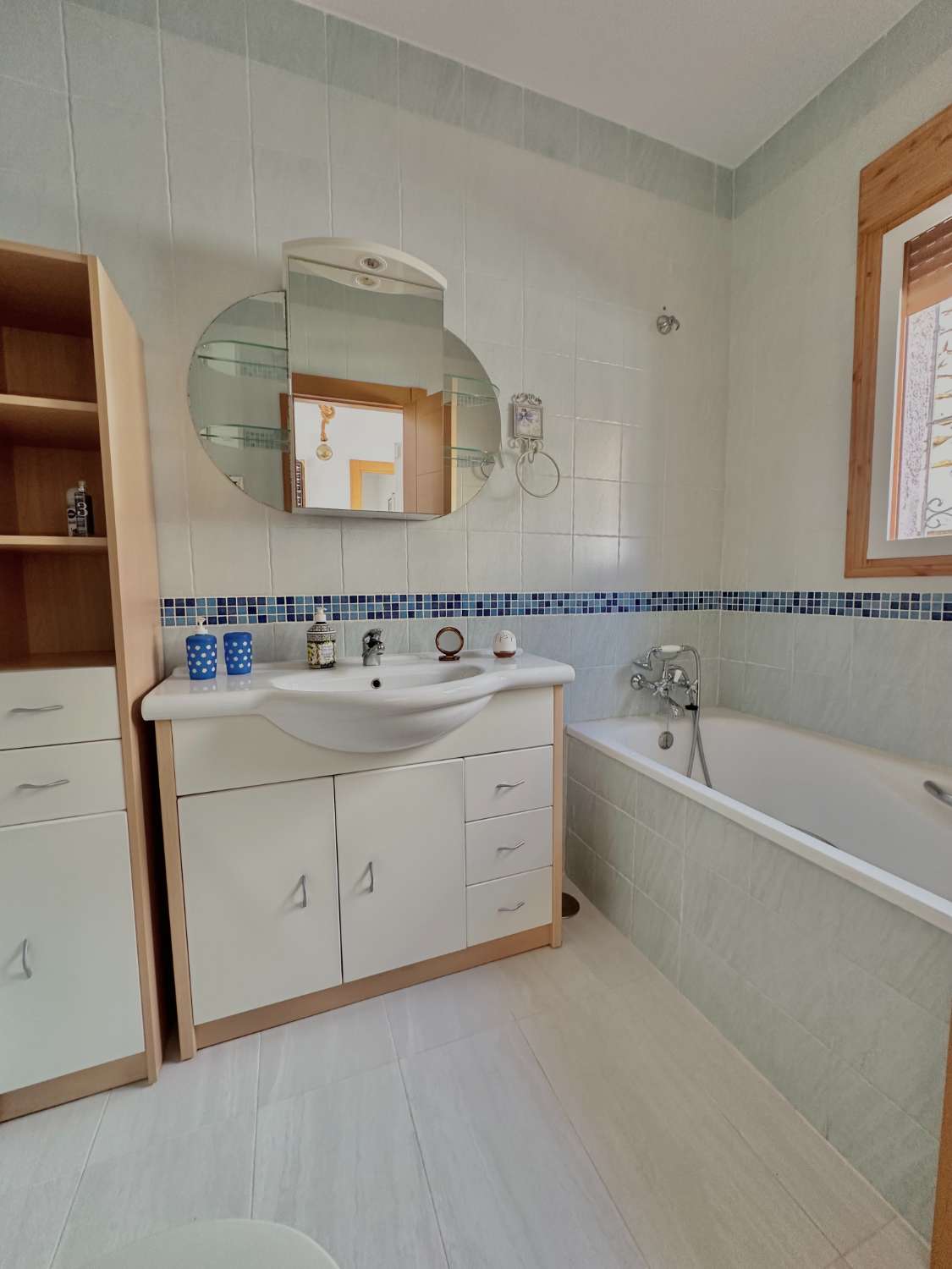 Mooi huis met zwembad te huur