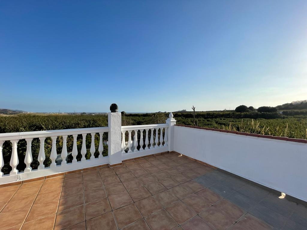 Nice and spacious house for sale in Matagallares, Salobrena