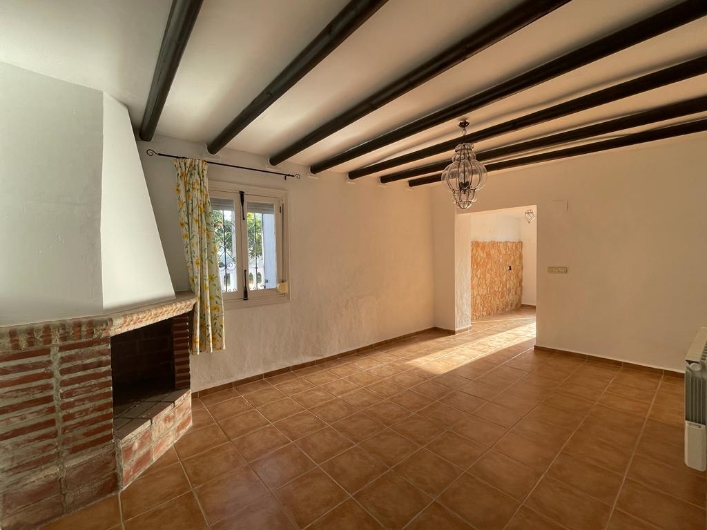 Nice and spacious house for sale in Matagallares, Salobrena