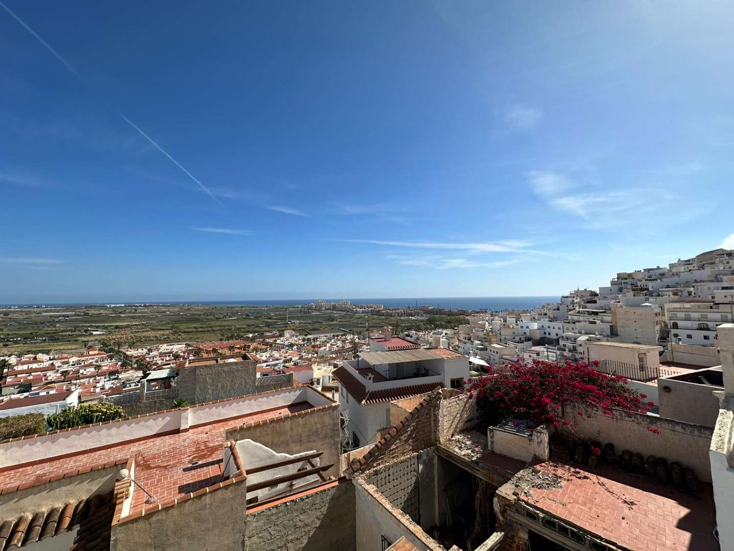 Encantadora Casita de pueblo con vistas impresionantes a toda la costa