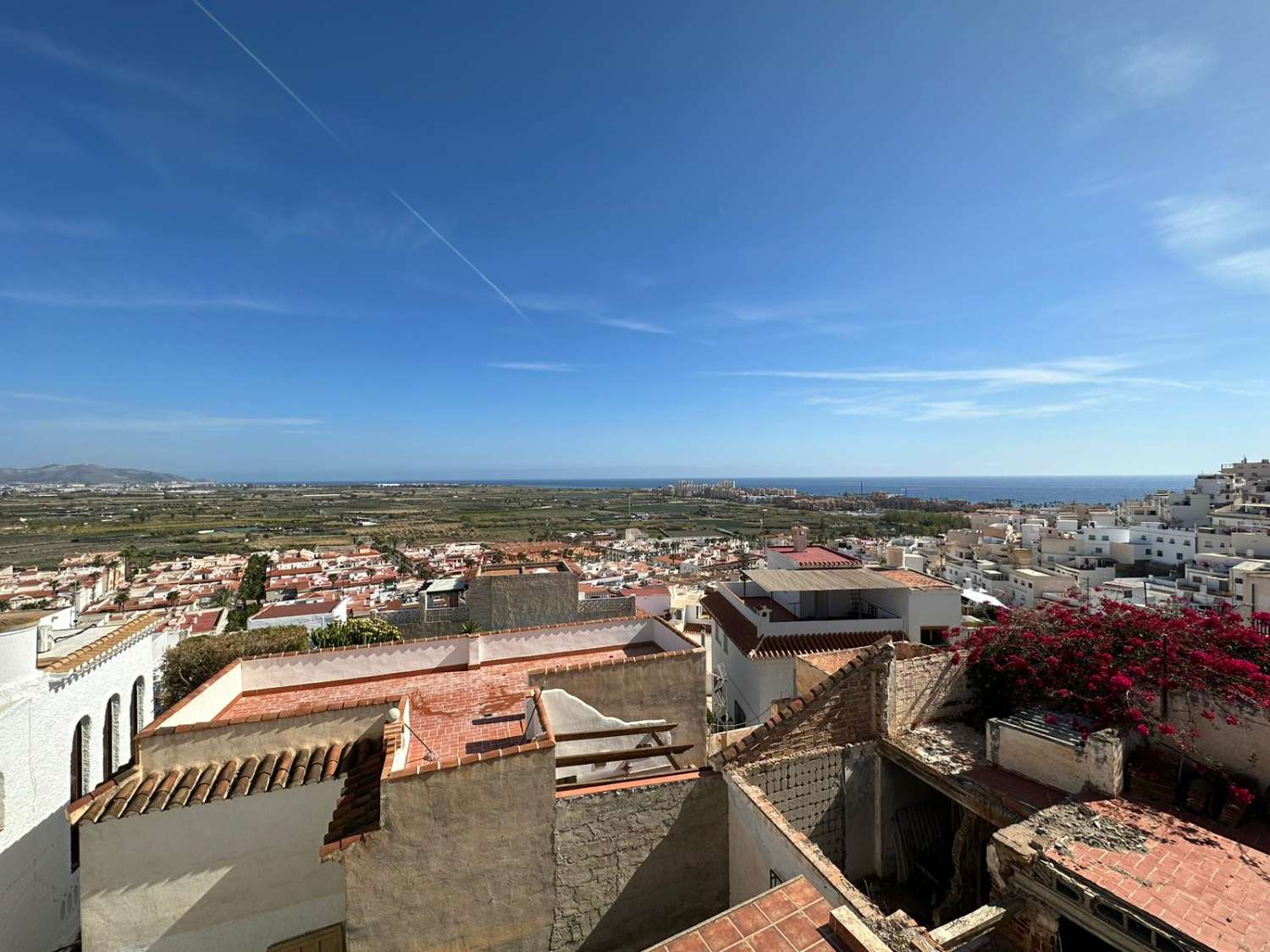 Encantadora Casita de pueblo con vistas impresionantes a toda la costa