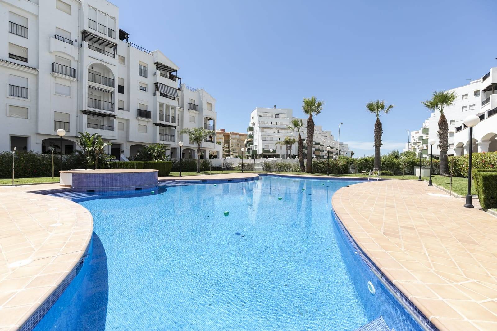 Charming penthouse for sale in Salobrena on the beachfront