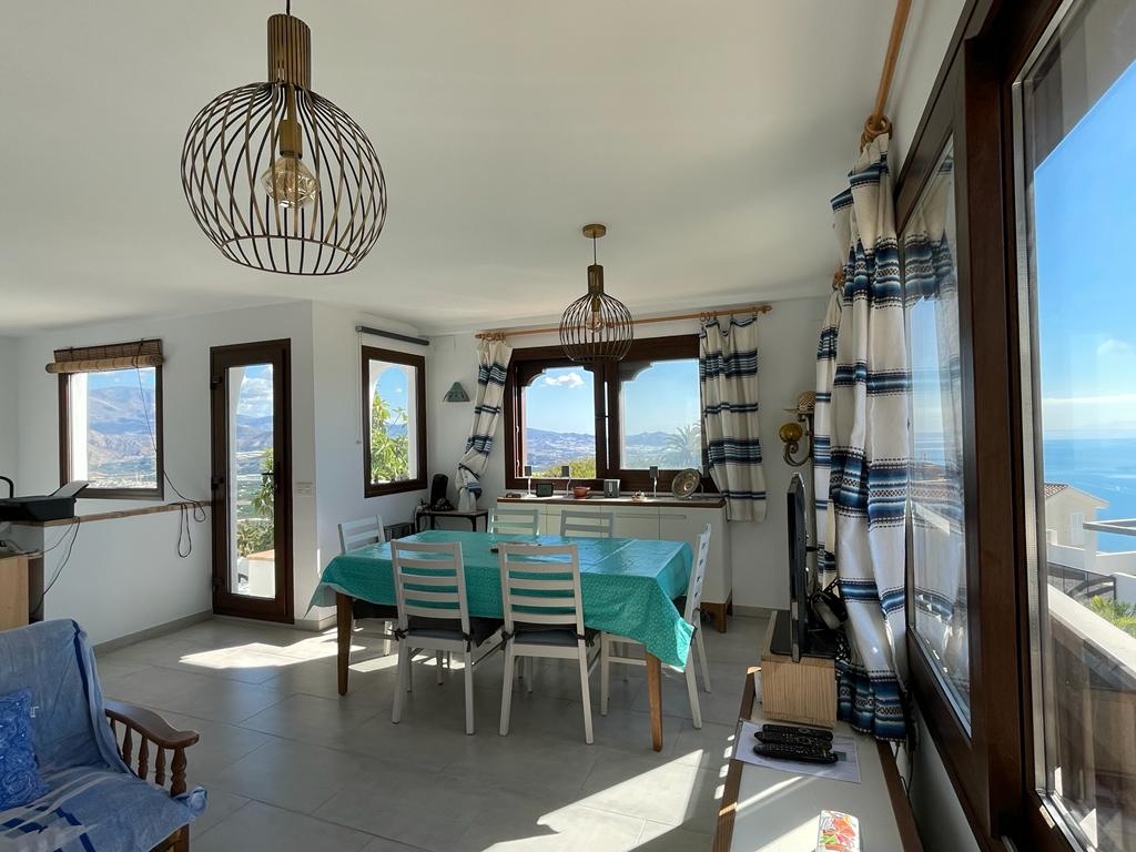 Villa for rent in Salobreña