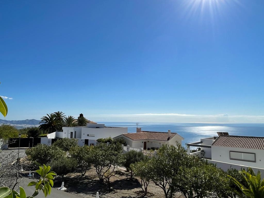 Villa uthyres i Salobreña