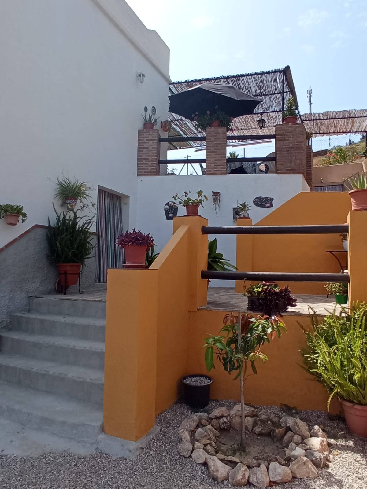 ¡Bonita casa adosada con impresionantes vistas al mar!