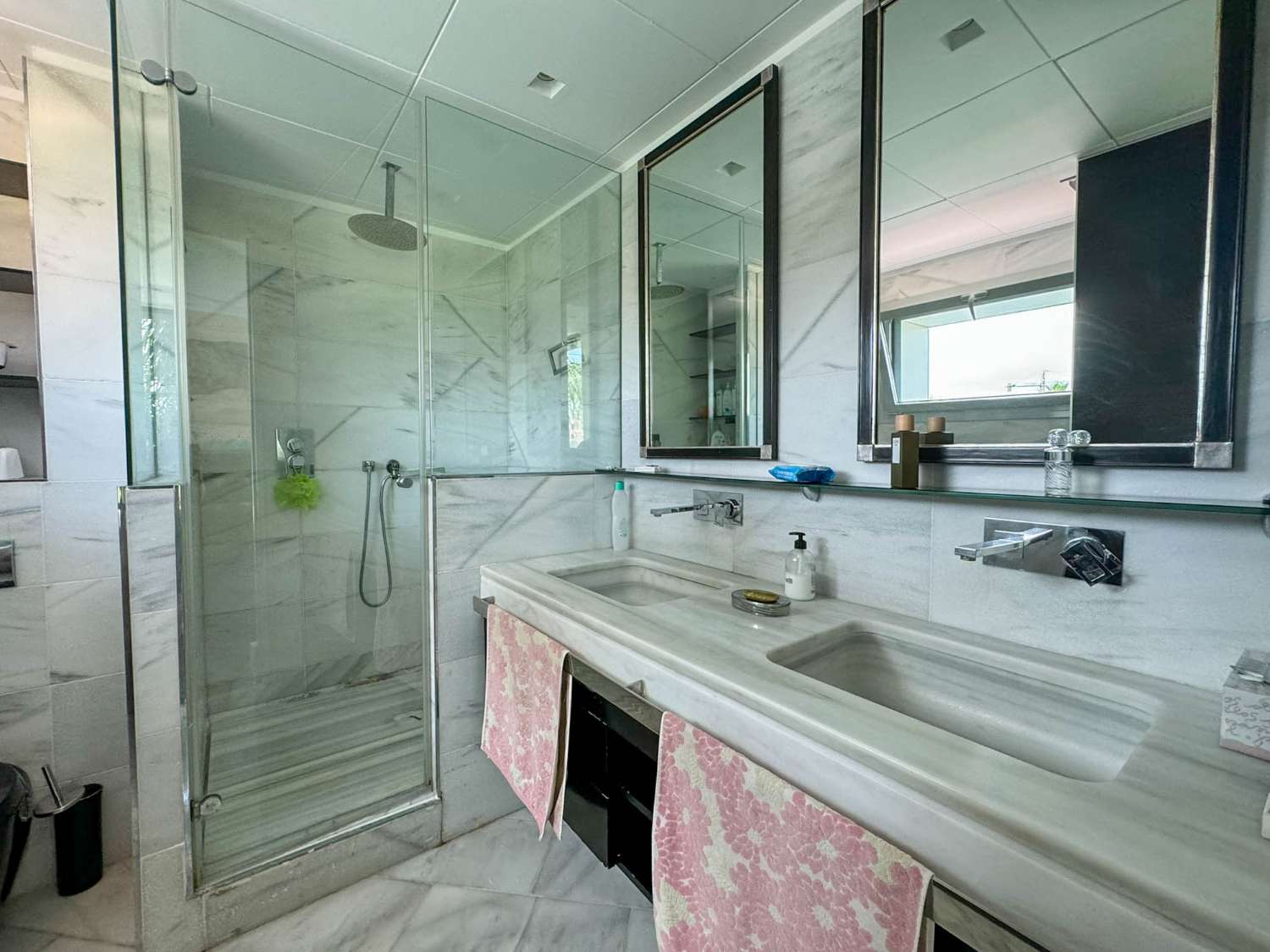 Villa for sale in Motril