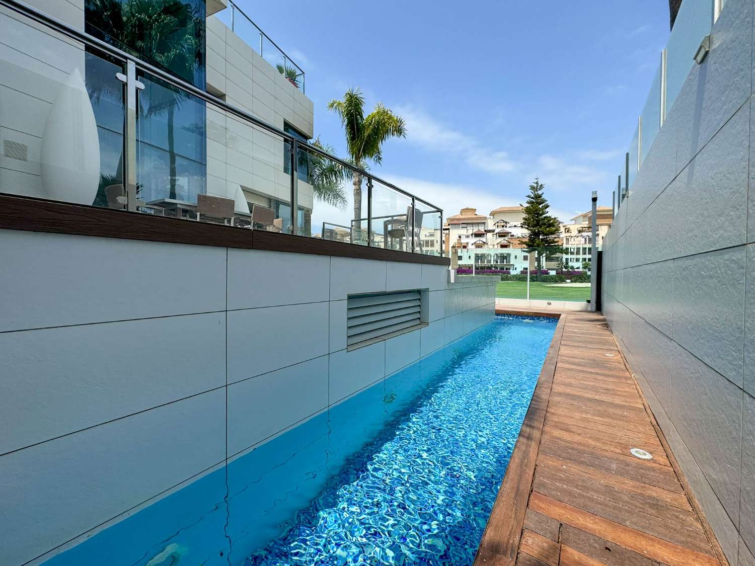 Villa for sale in Motril