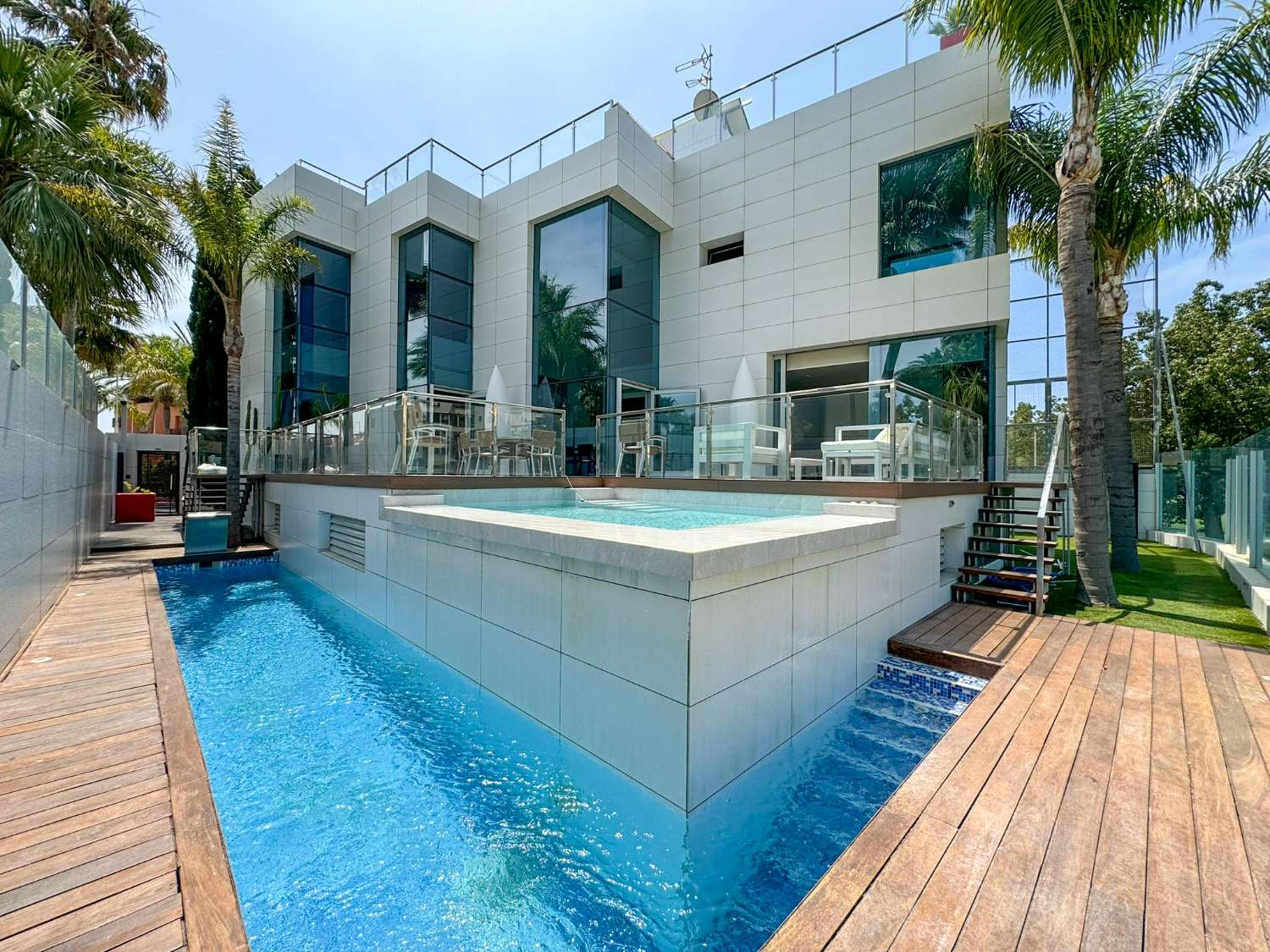 Villa for sale in Motril