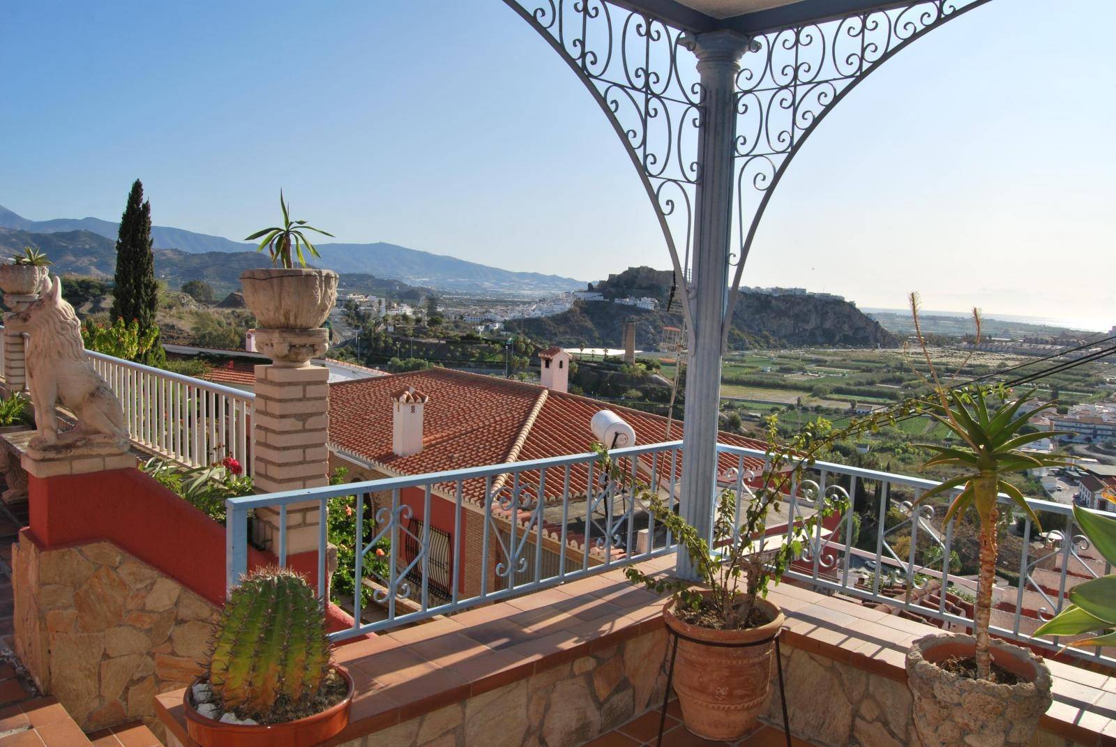 Spectacular property for sale in Salobrena