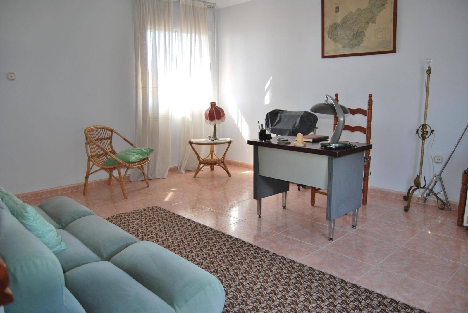 Villa for long term rent in Monte de los Almendros