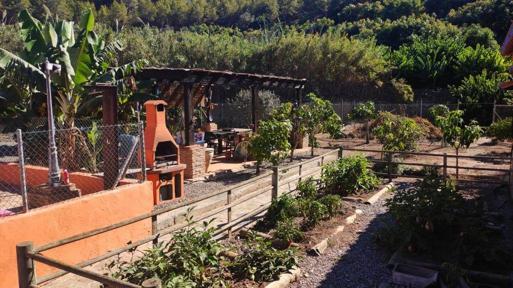 Hus till salu i Torrenueva (Motril)