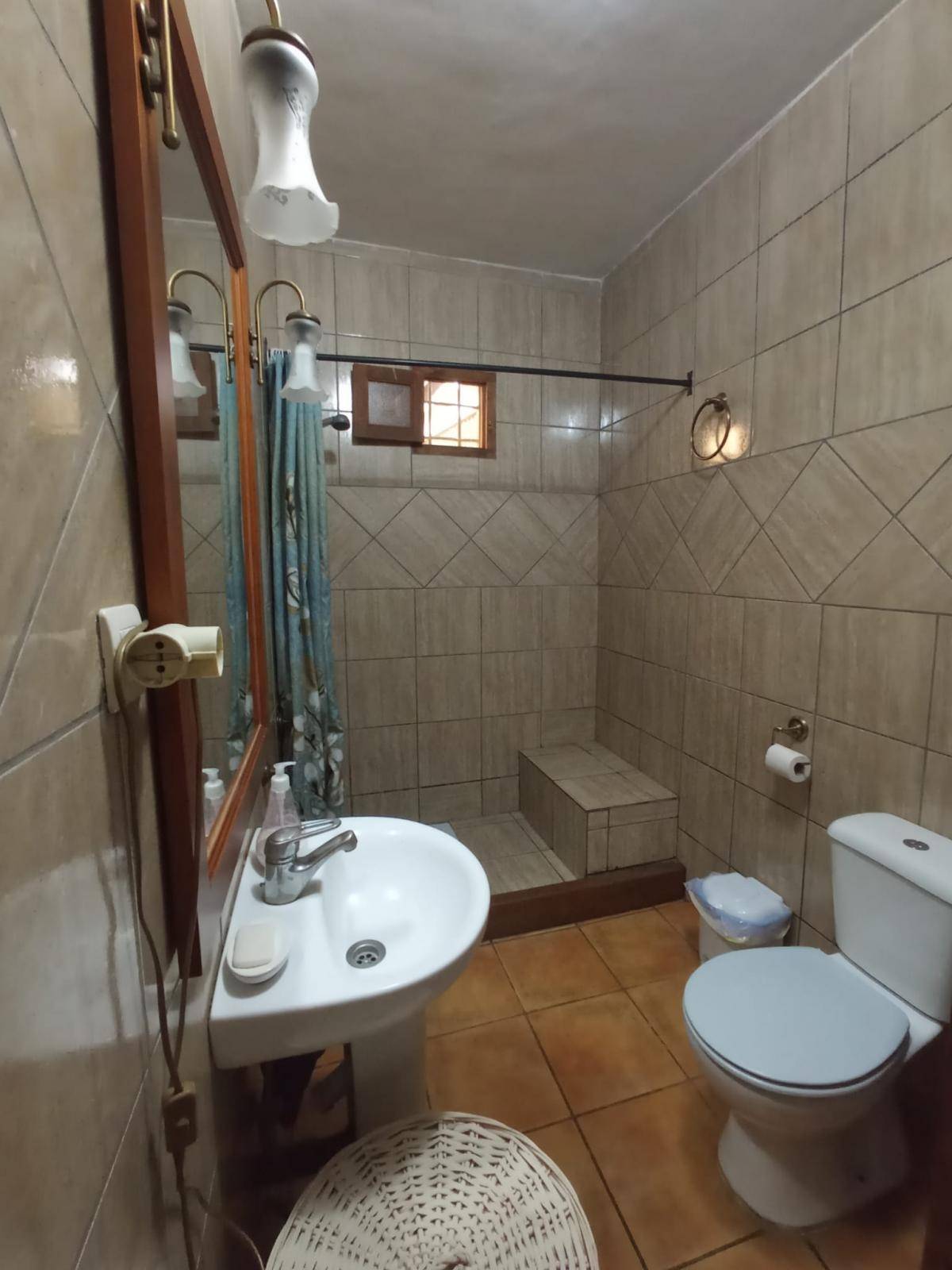 Hus till salu i Torrenueva (Motril)