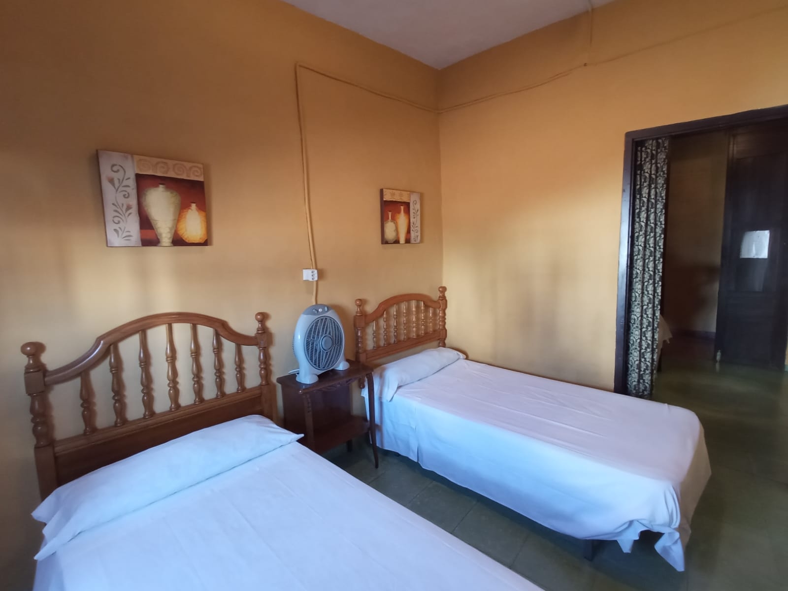 Pension for sale in Salobreña