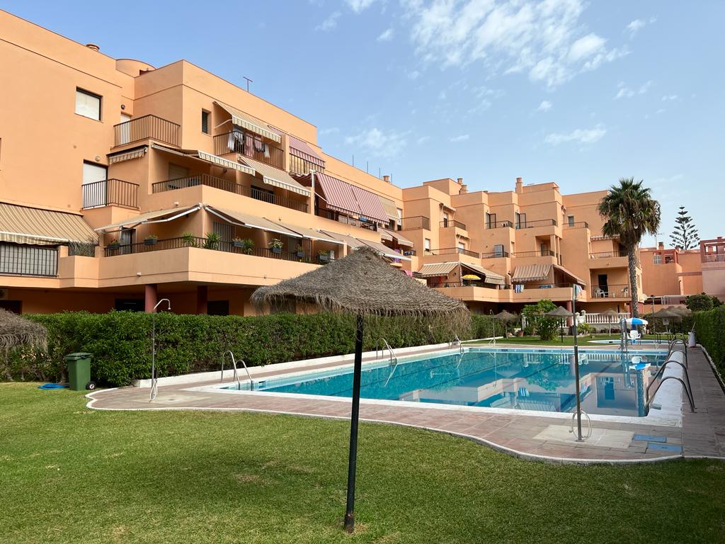 Bonito apartamento en alquiler en la Playa de Salobreña