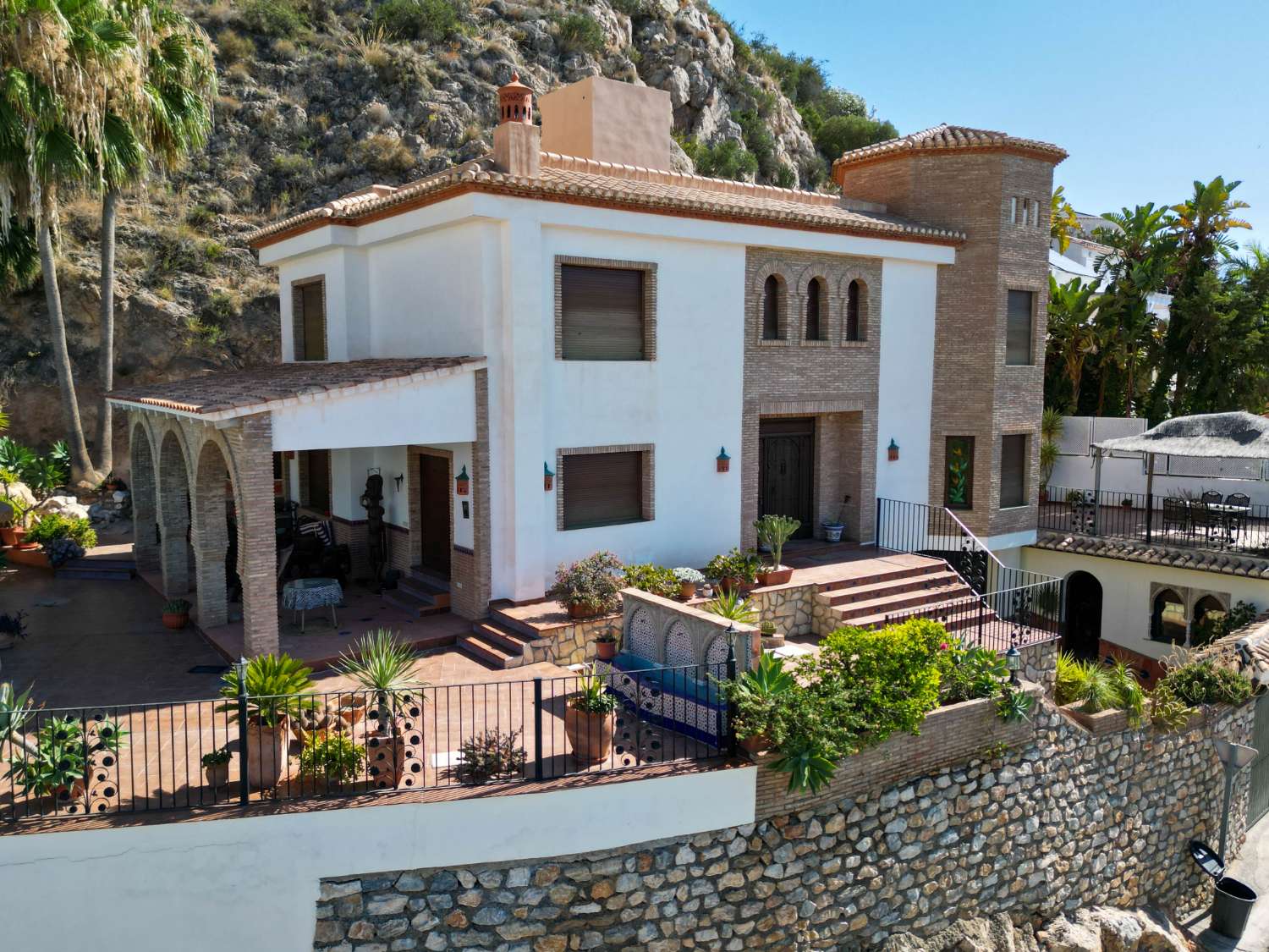 Villa for sale in Salobreña