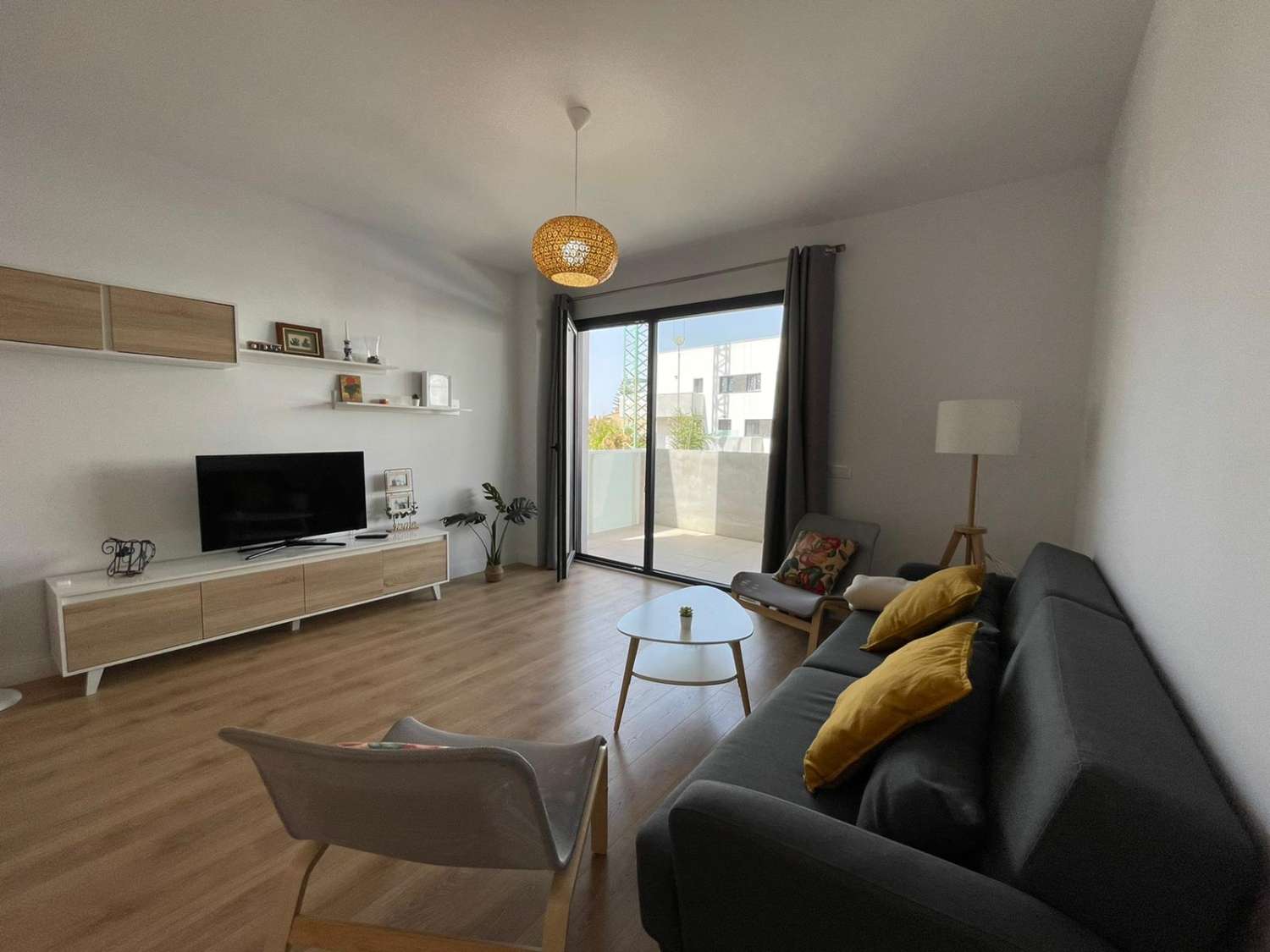 Appartement te huur in Salobreña