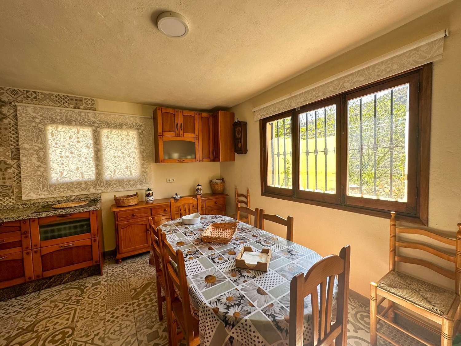Beautiful country house for rent in Otívar