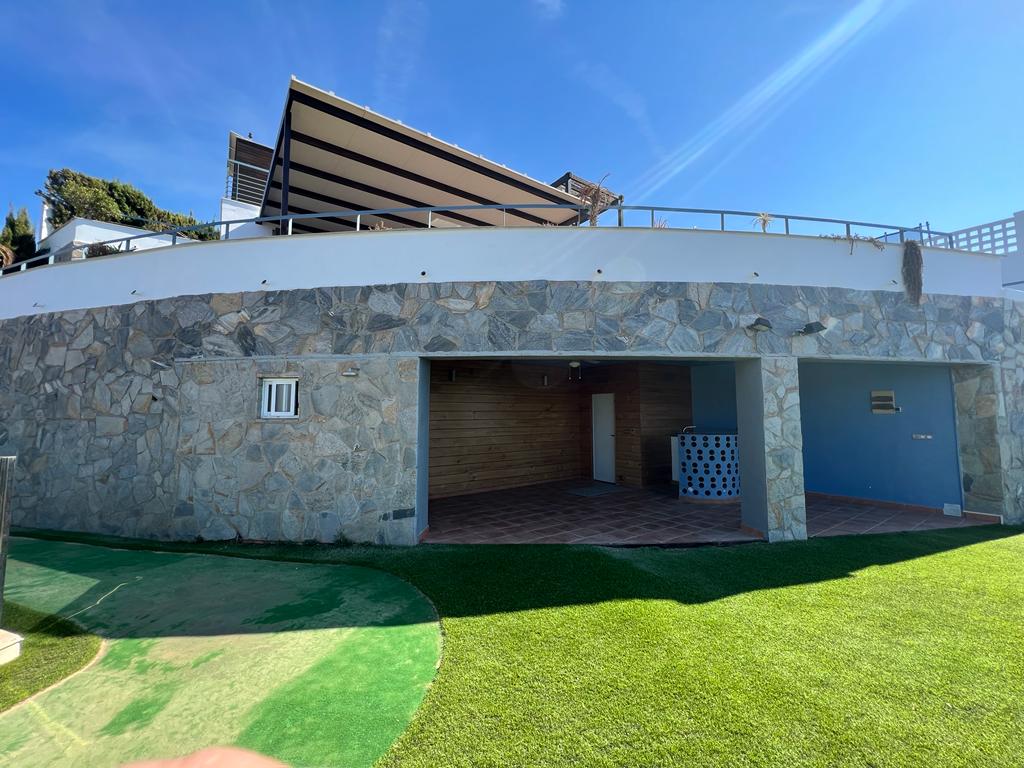 Exclusiva villa en venta en Almuñécar