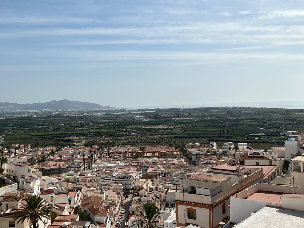 House with views for sale in the old town of Salobreña