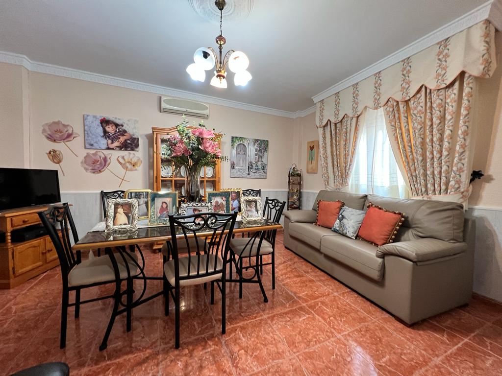 Woning te koop in Vélez de Benaudalla