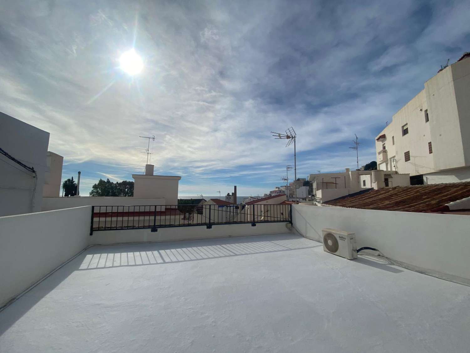 Maison avec terrasse à louer à Salobreña