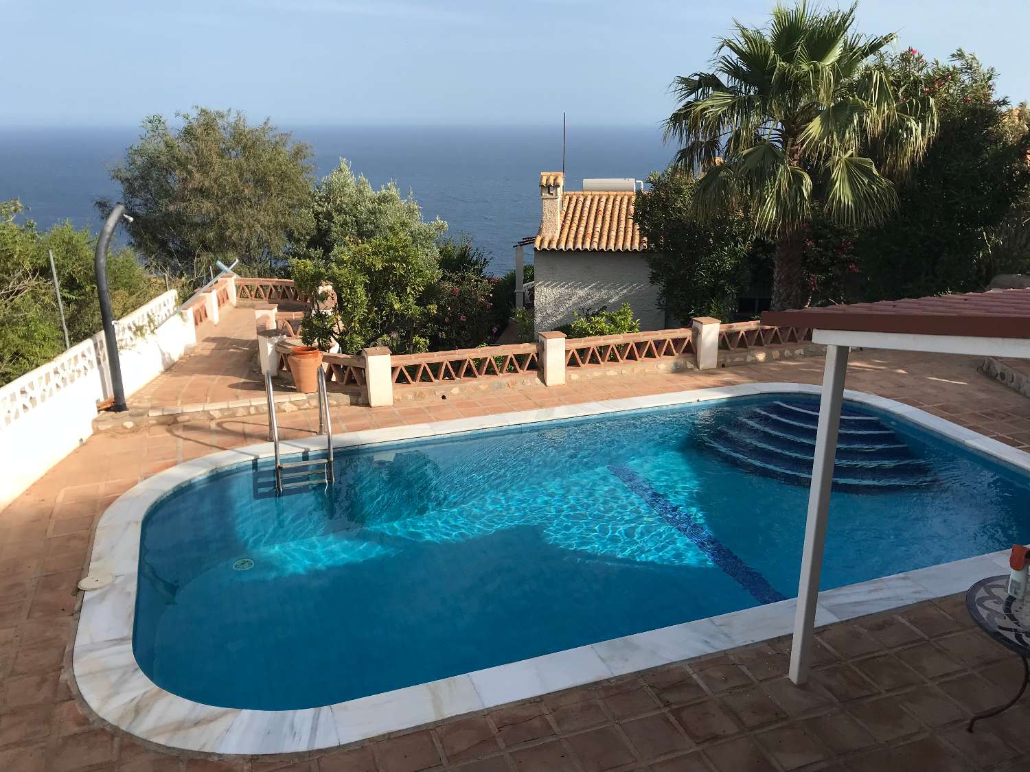 Wonderful villa for sale with private pool, mature gardens and panoramic sea views