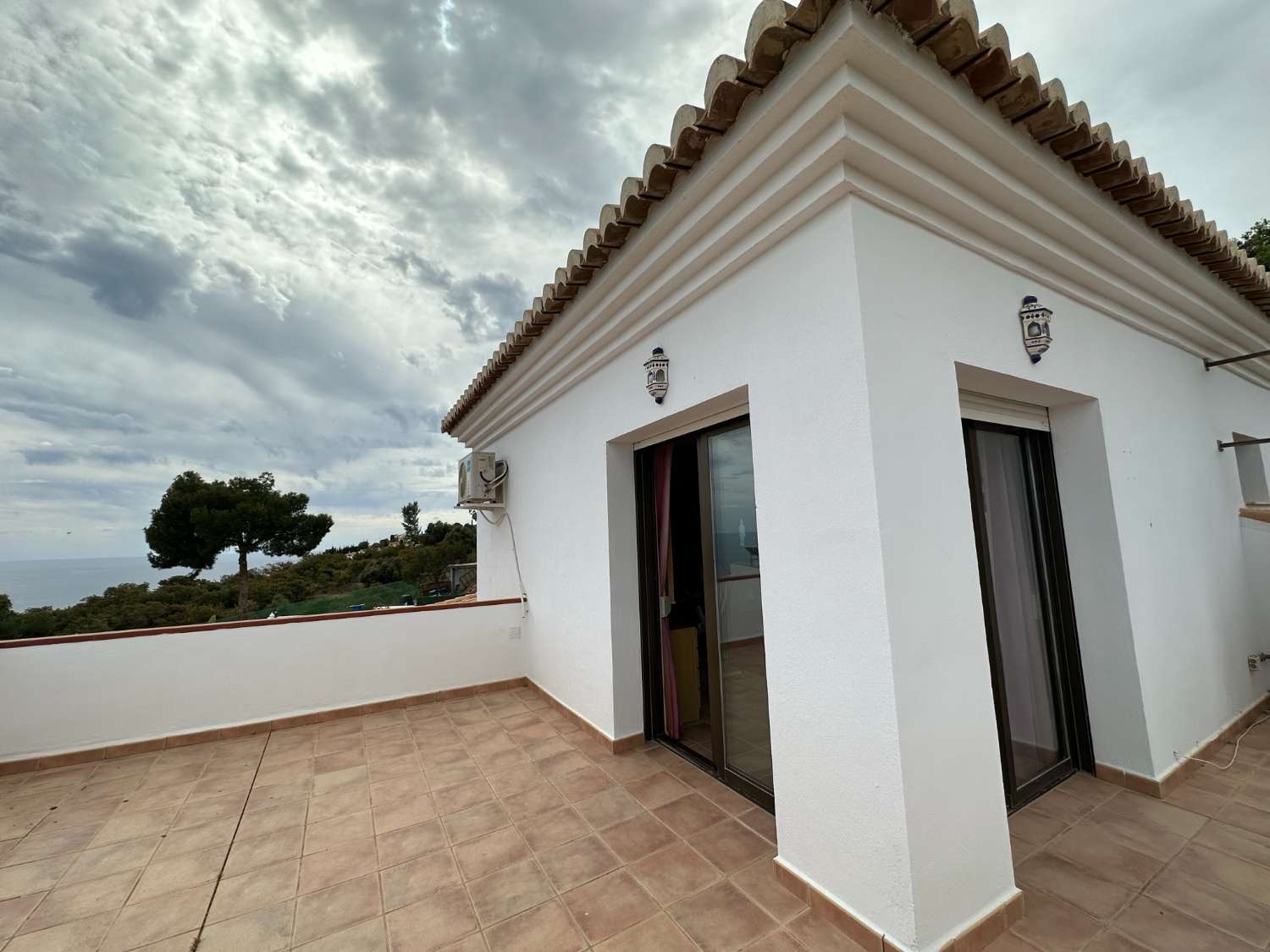 Villa en venta con increíbles vistas en el Monte de los Almendros