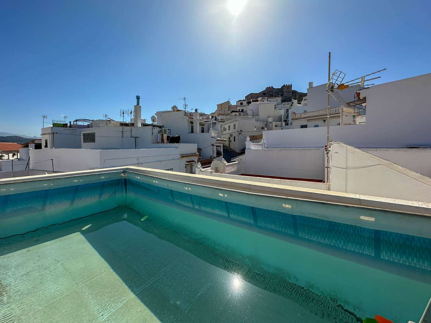 Spacious townhouse with views for sale in Salobreña