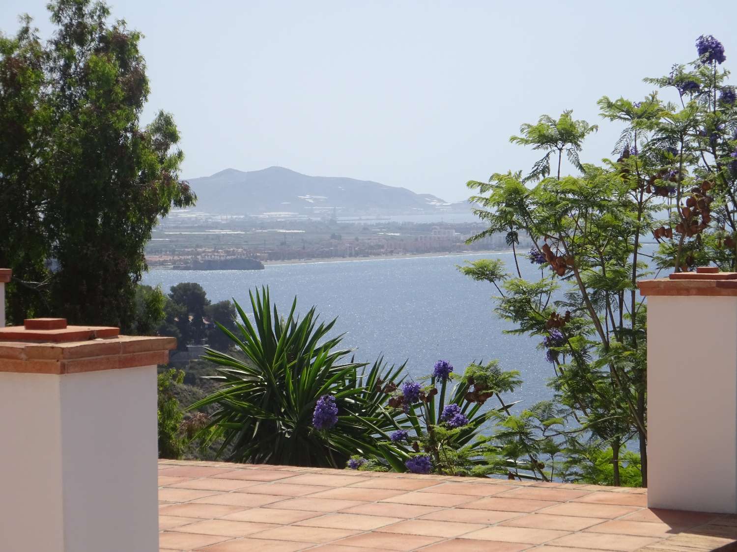 Beautiful, very private front line villa for sale between Almunecar and Salobrena