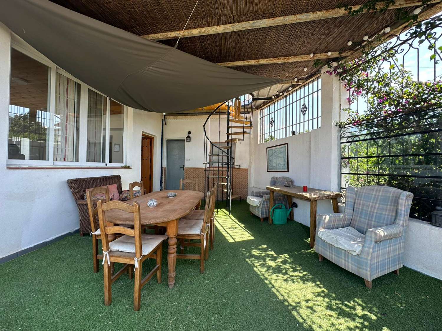 Casa de campo con terreno y vistas en Lobres