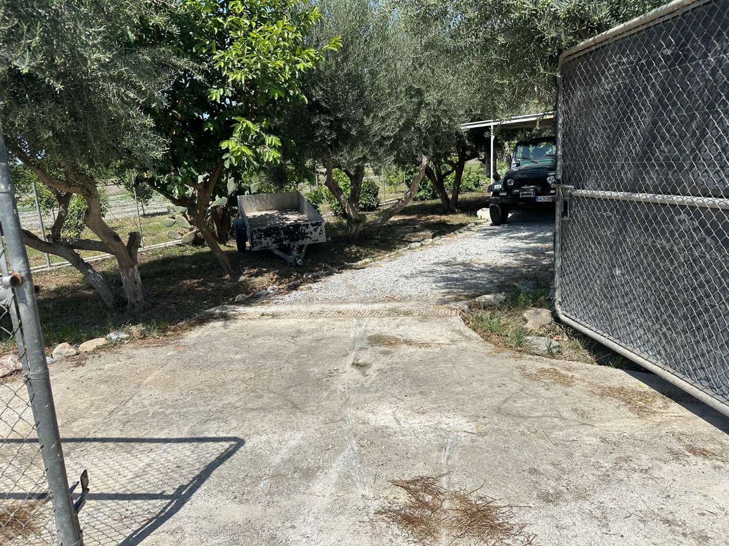 Casa de campo con terreno y vistas en Lobres