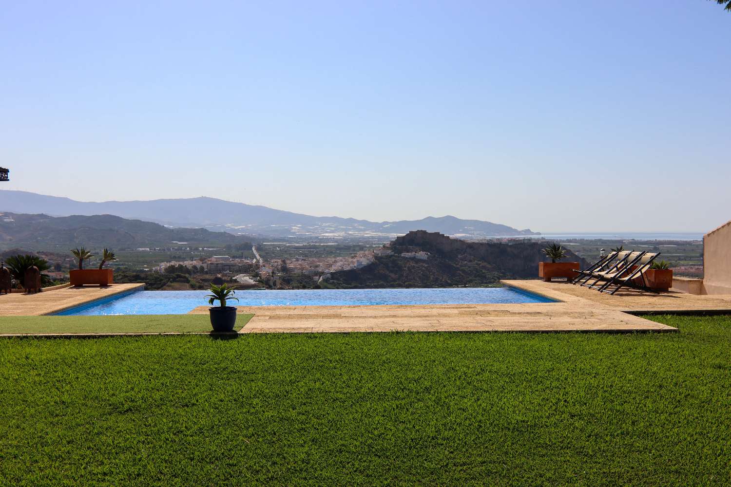 Villa con vistas al castillo de Salobreña