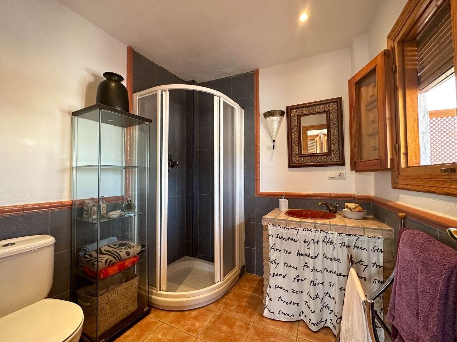 Cozy townhouse for sale in Salobreña