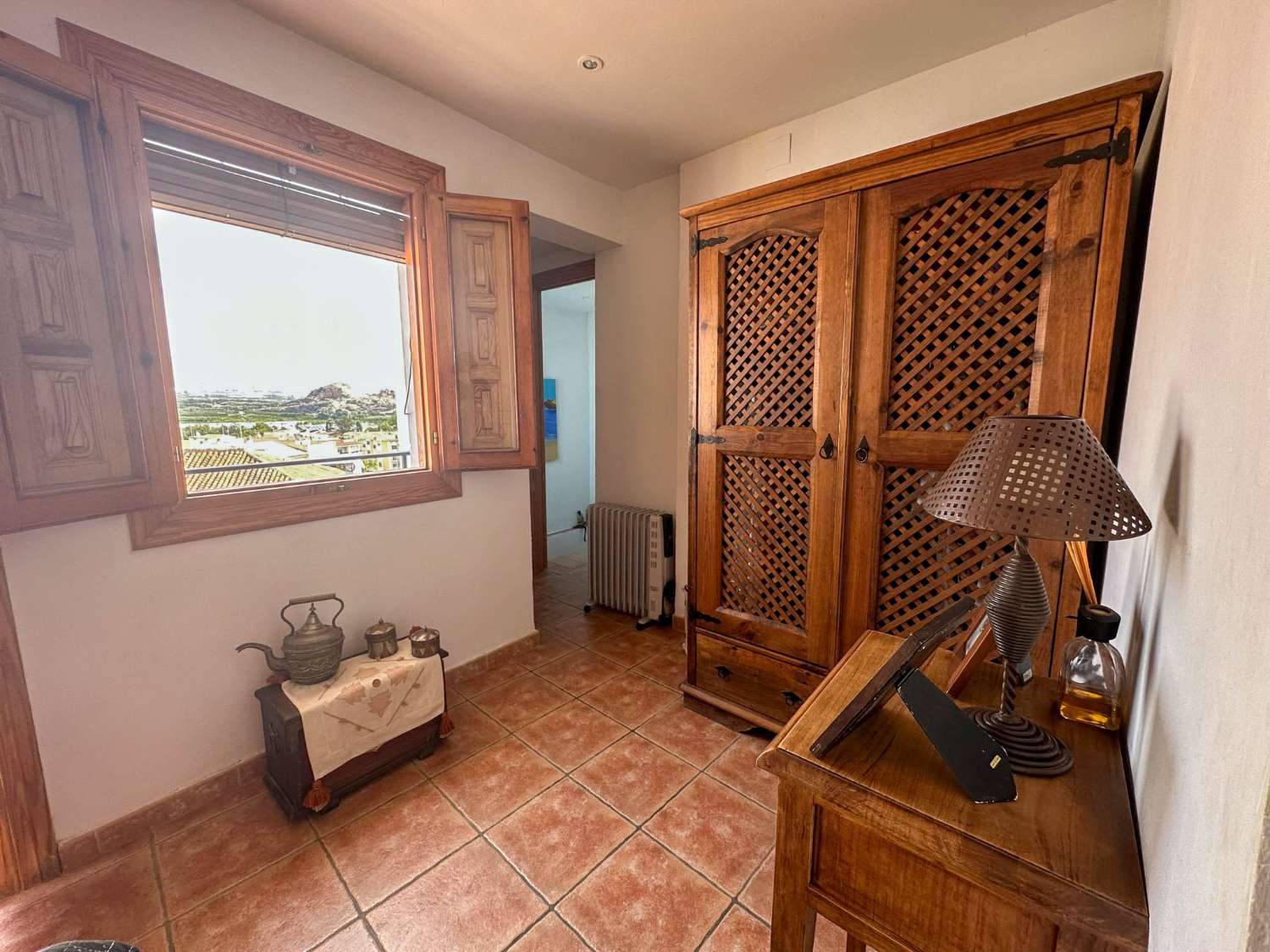 Acogedora casa de pueblo en venta en Salobreña