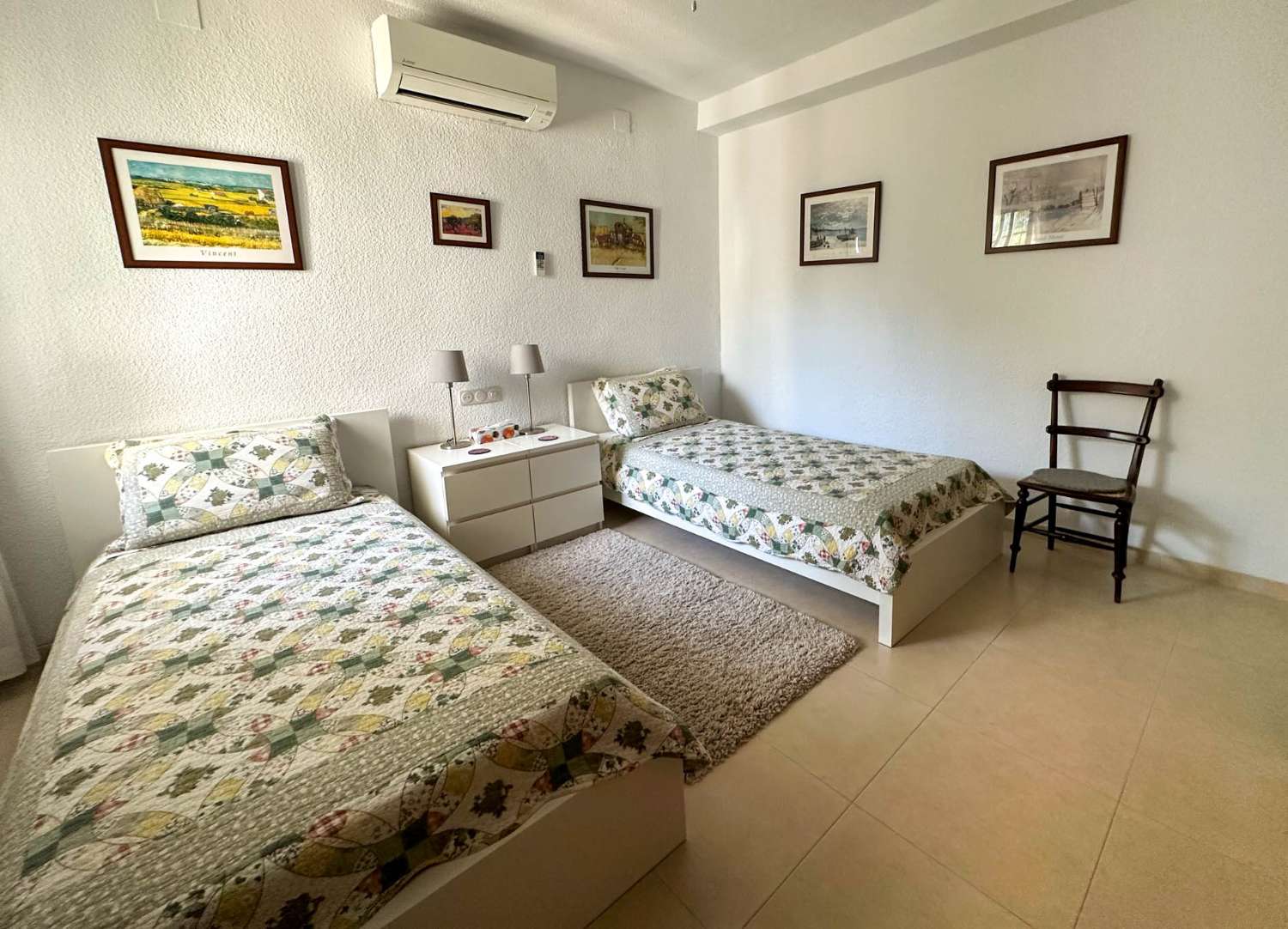 Espectacular villa en venta en Monte de los Almendros