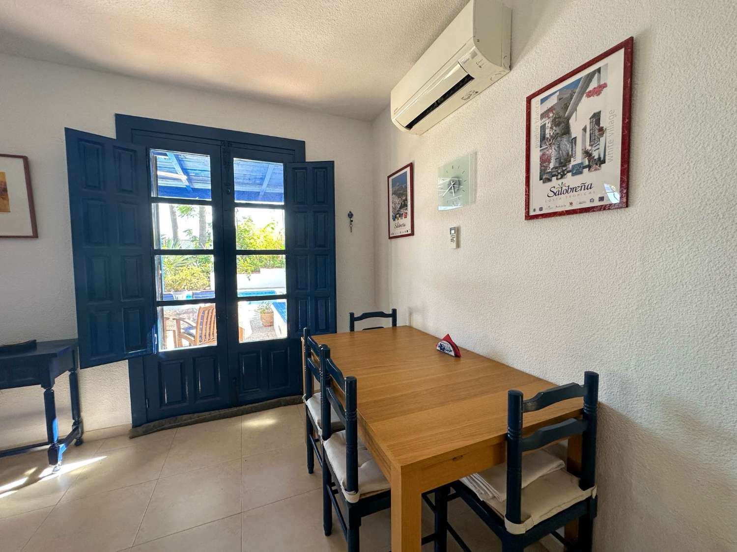 Espectacular villa en venta en Monte de los Almendros
