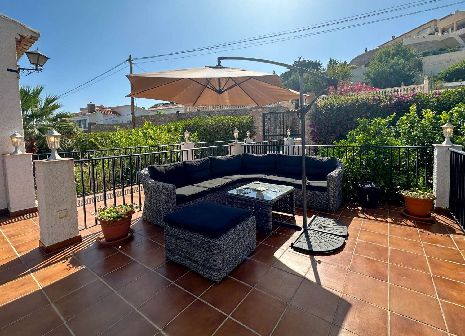 Espectacular villa en venta en Monte de los Almendros